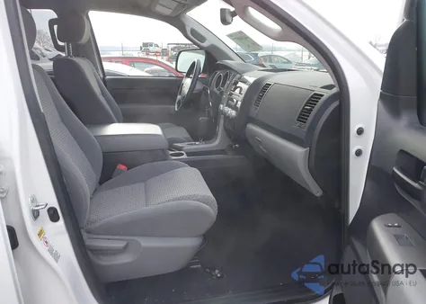 2013 Toyota Tundra Grade 4.6L V8 из США, поврежденный, VIN 5TFUM5F19DX044515